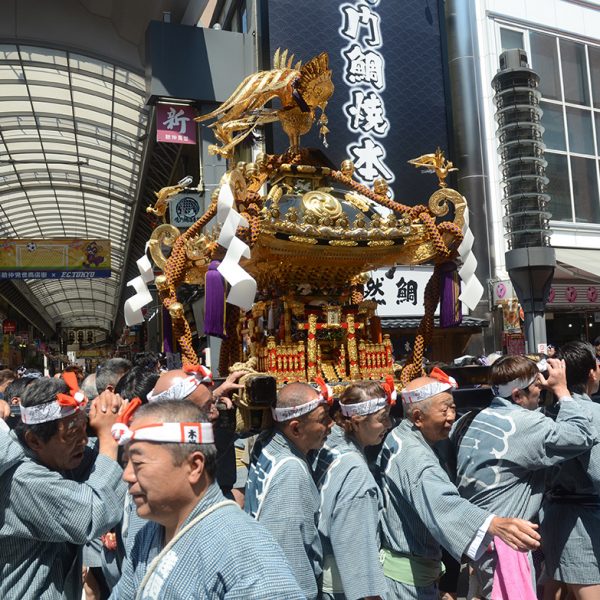 Uma aventura no Japão #9: Sanja Matsuri: o festival dos yakuza